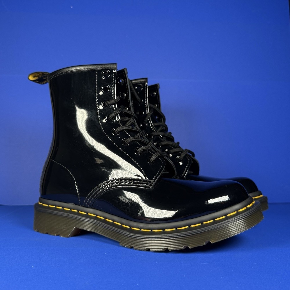 Dr‎ Doc Martens 11821 Womens 7 Black Patent Air Wair 11821 Combat Boots